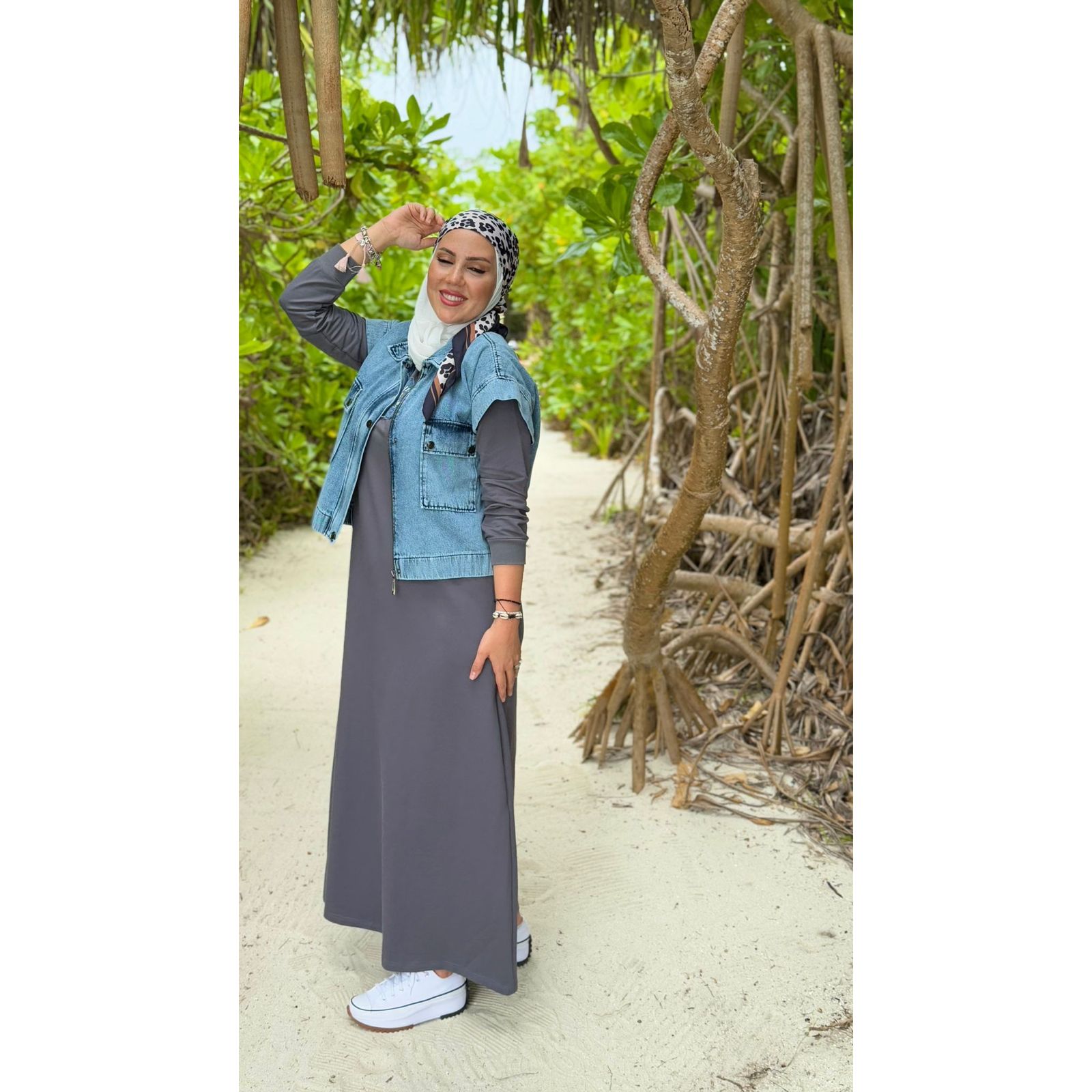 Two Pieces Cotton Dress With Denim Vest